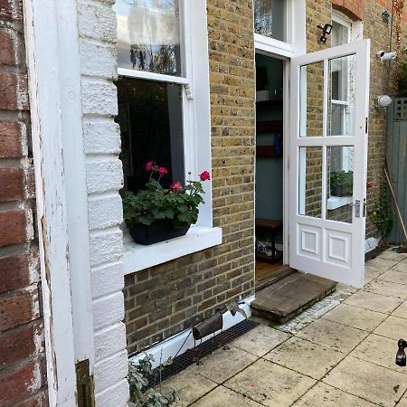 Richmond & Kew Gardens Cozy Garden Flat By The Pagoda Esterno foto