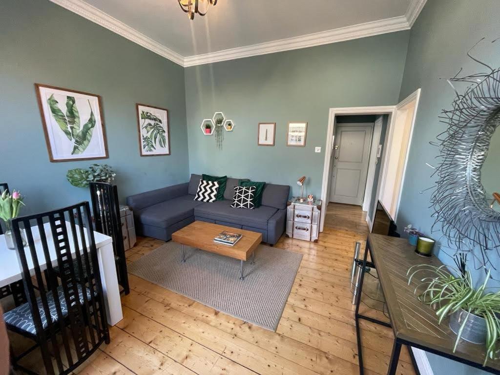 Richmond & Kew Gardens Cozy Garden Flat By The Pagoda Esterno foto