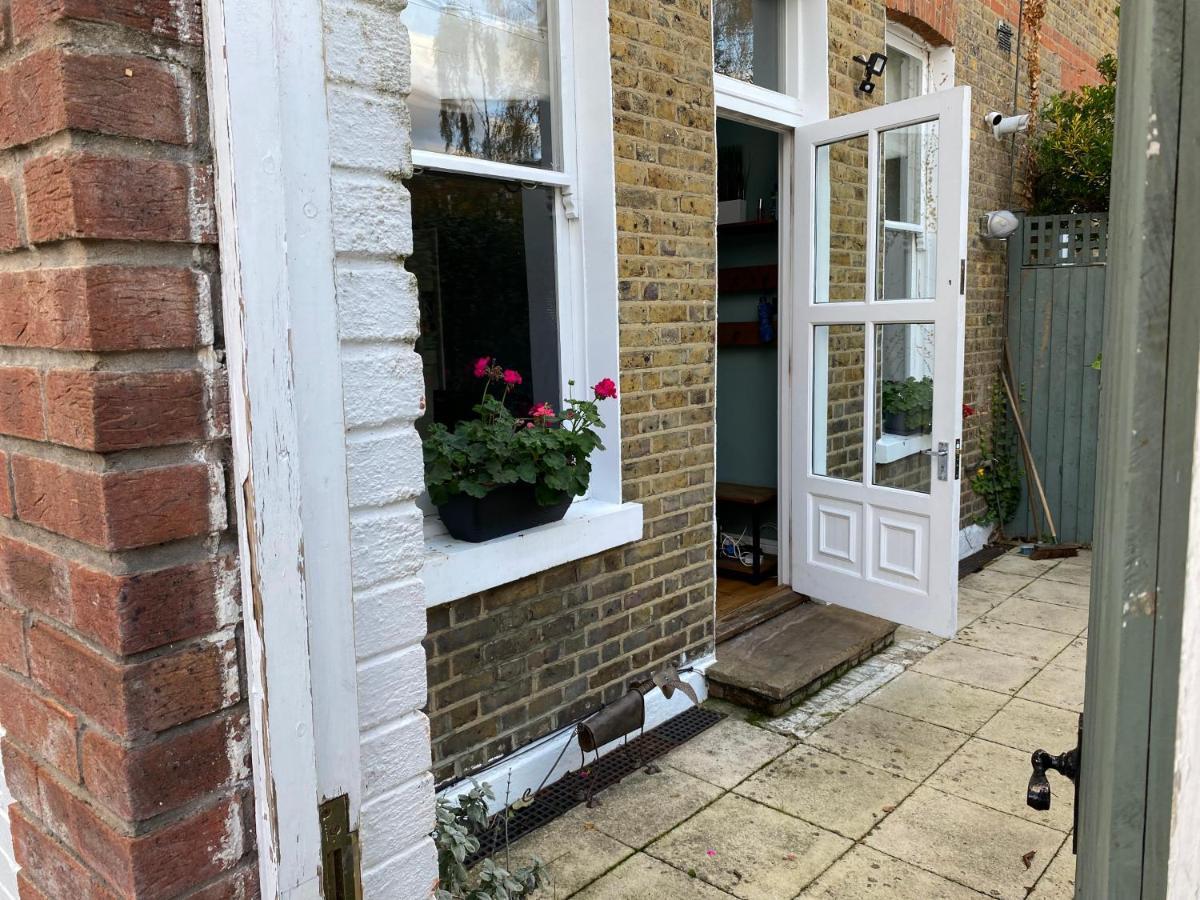 Richmond & Kew Gardens Cozy Garden Flat By The Pagoda Esterno foto